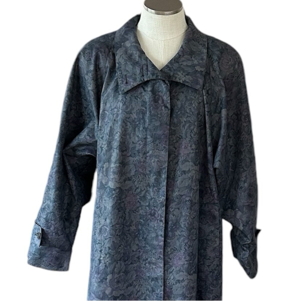 London Fog Floral Jacquard Trench Coat  - GRAY - Size 14